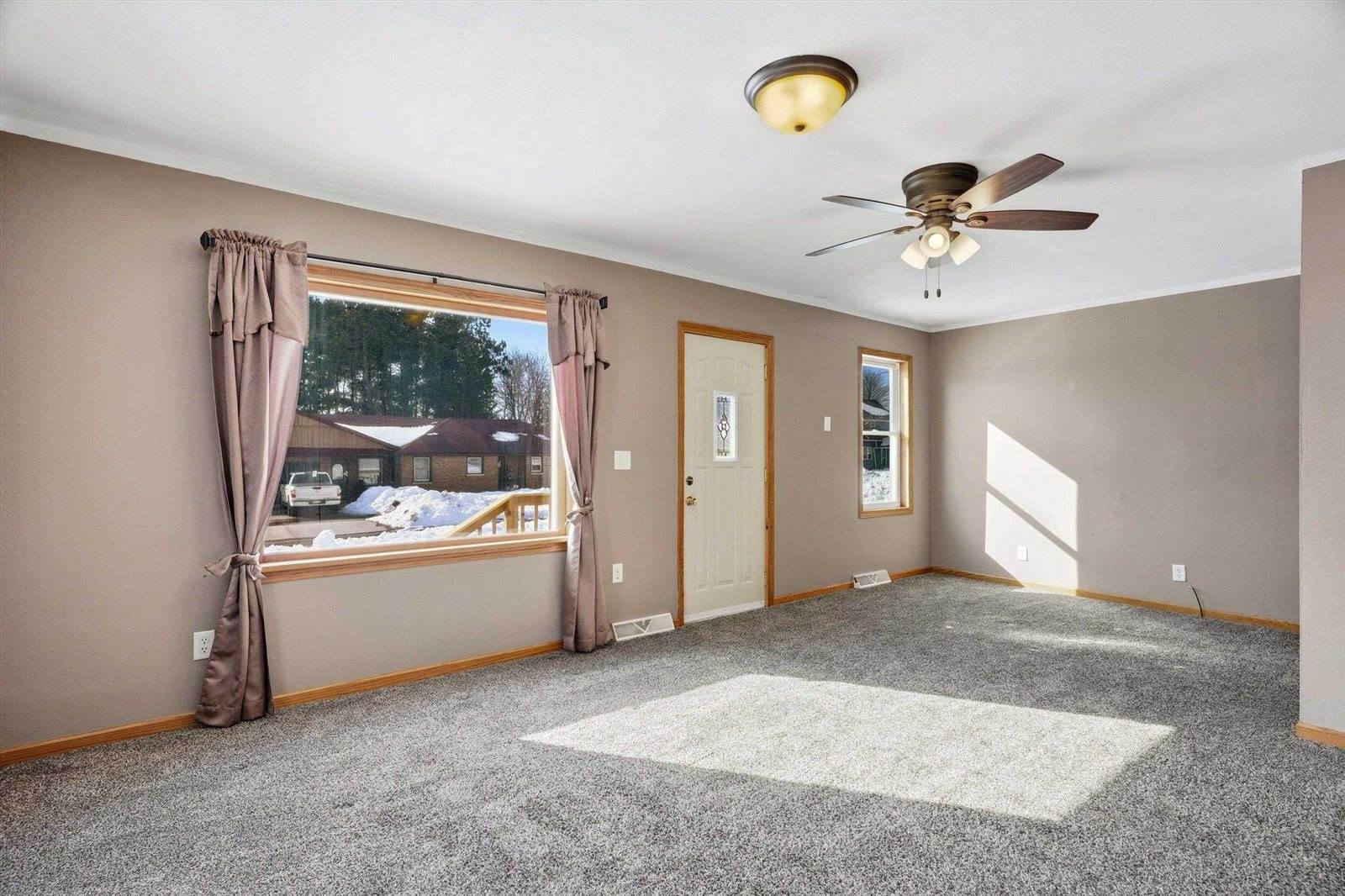 216 S 4th Street, Colby, WI 54421