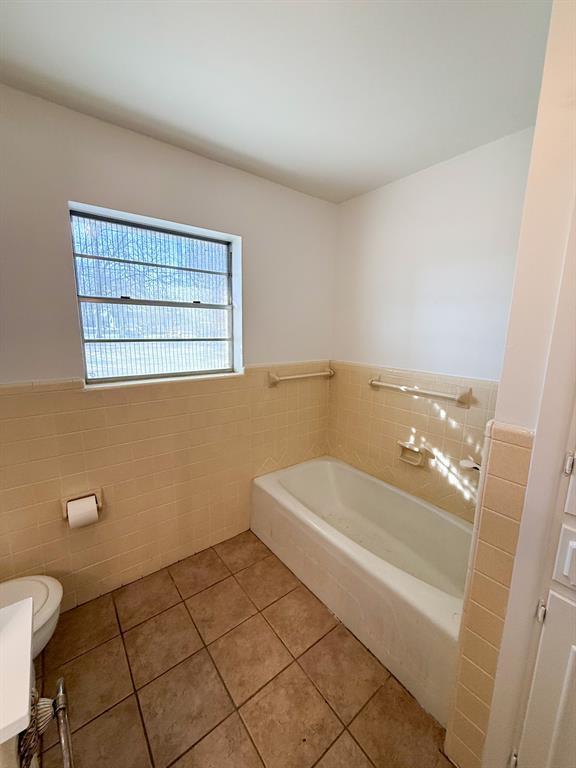 1785 Rollin Road, Canton, TX 75103