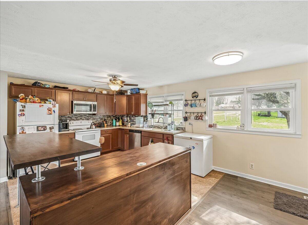 221 Lyons Drive, Frankfort, KY 40601