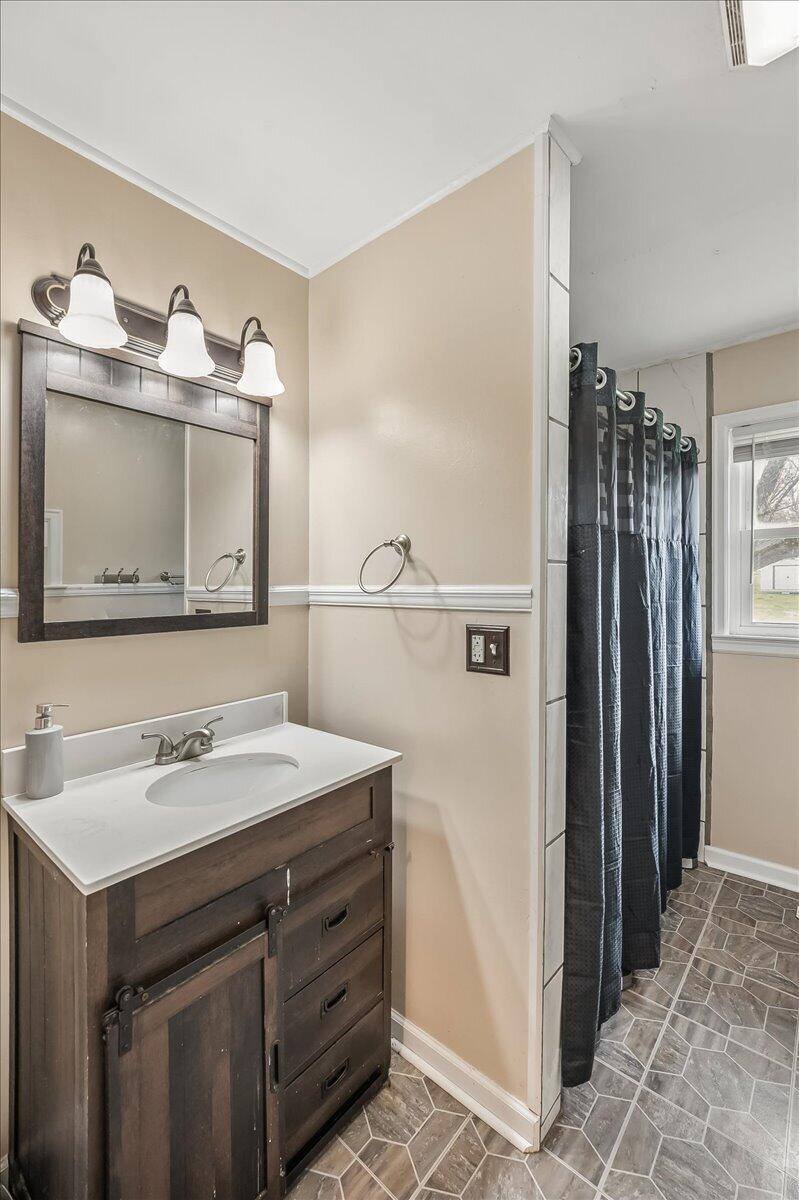 221 Lyons Drive, Frankfort, KY 40601