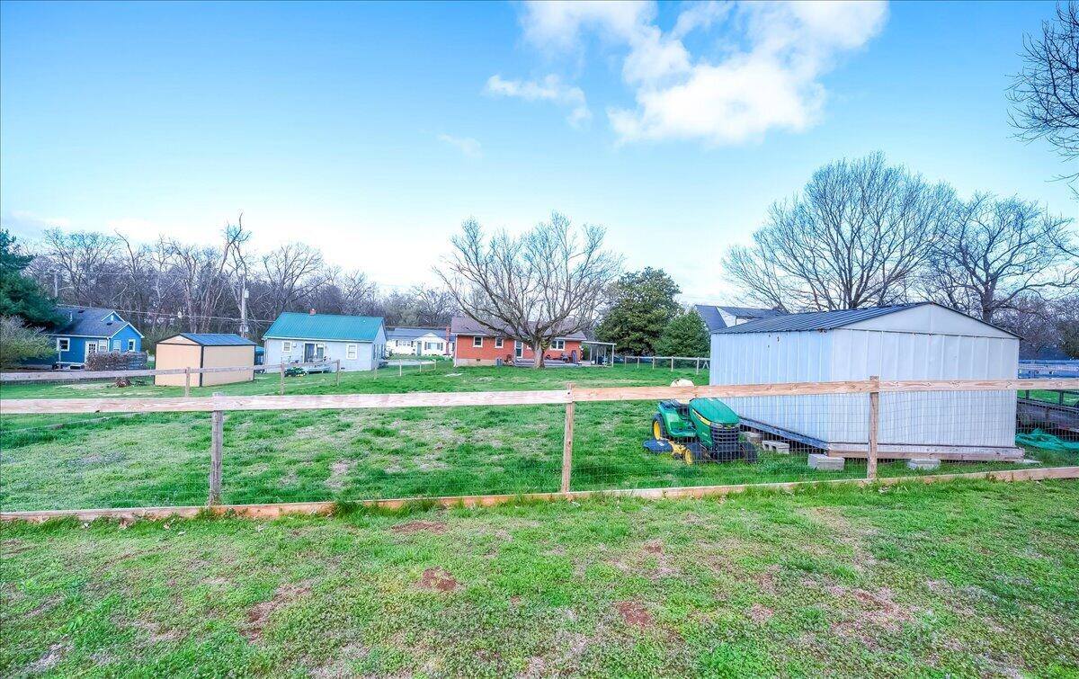 221 Lyons Drive, Frankfort, KY 40601