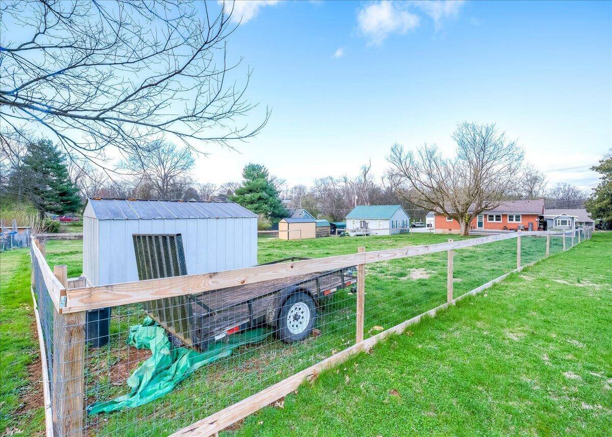 221 Lyons Drive, Frankfort, KY 40601