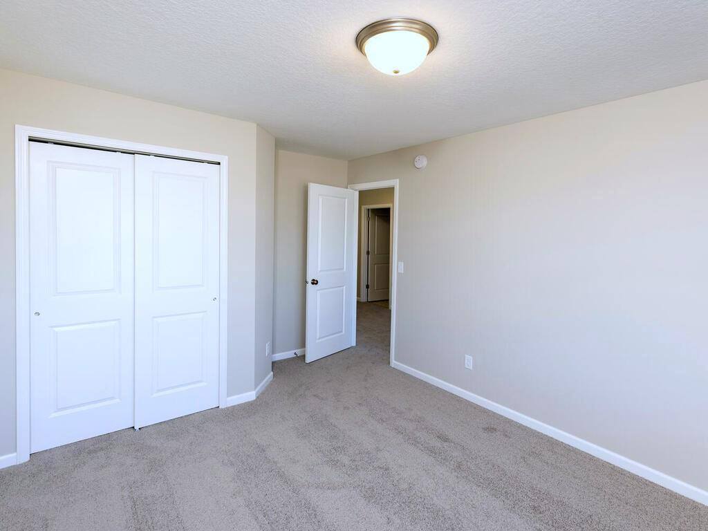 9686 32nd Street NE, Saint Michael, MN 55376