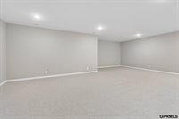 21109 Jessie Avenue, Elkhorn, NE 68022