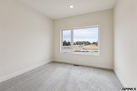 21108 Hartman Avenue, Elkhorn, NE 68022