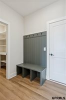 21108 Hartman Avenue, Elkhorn, NE 68022