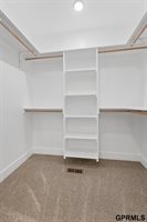 5714 Kestrel Parkway, Elkhorn, NE 68022