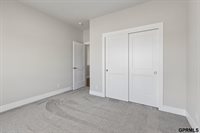 5714 Kestrel Parkway, Elkhorn, NE 68022