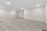 5714 Kestrel Parkway, Elkhorn, NE 68022