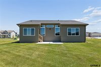 5714 Kestrel Parkway, Elkhorn, NE 68022