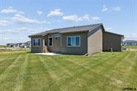 5714 Kestrel Parkway, Elkhorn, NE 68022