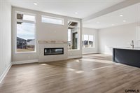 5714 Kestrel Parkway, Elkhorn, NE 68022