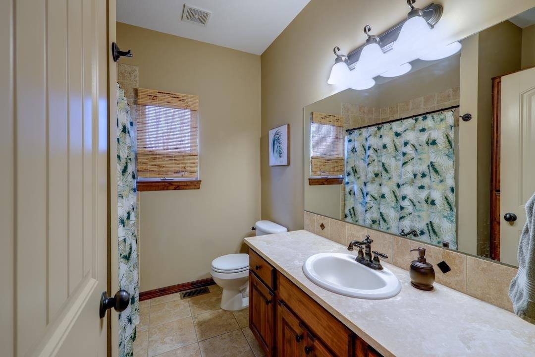 1623 South Logan Pass, Andover, KS 67002