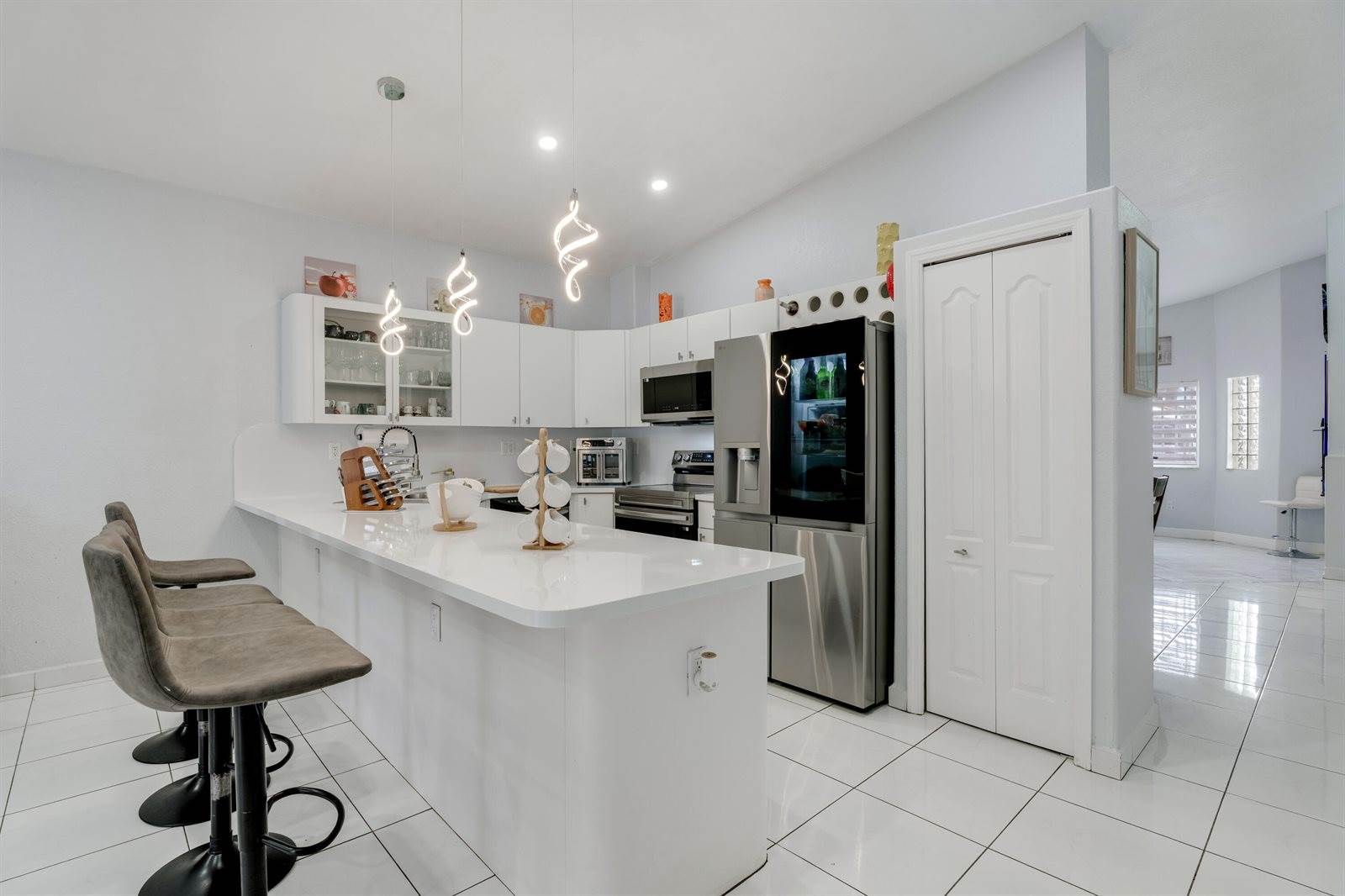 8771 NW 141st Terrace, Miami Lakes, FL 33018
