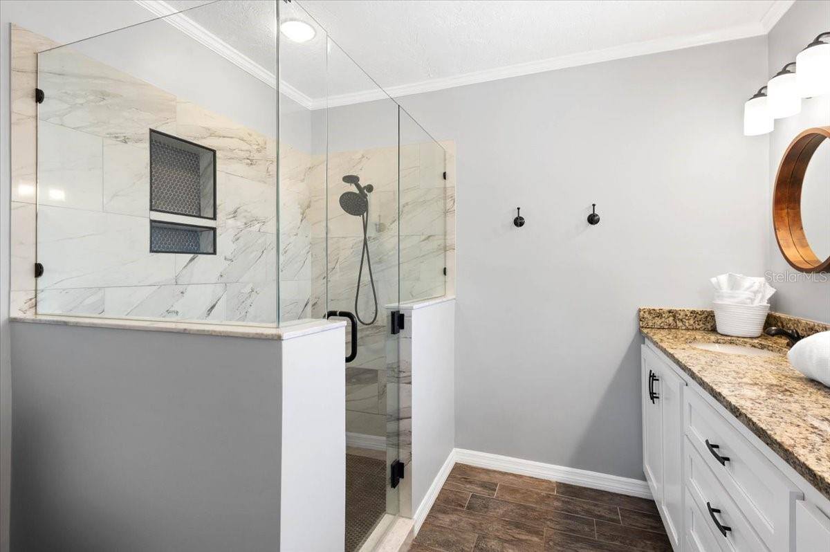 3911 24TH Avenue West, Bradenton, FL 34205