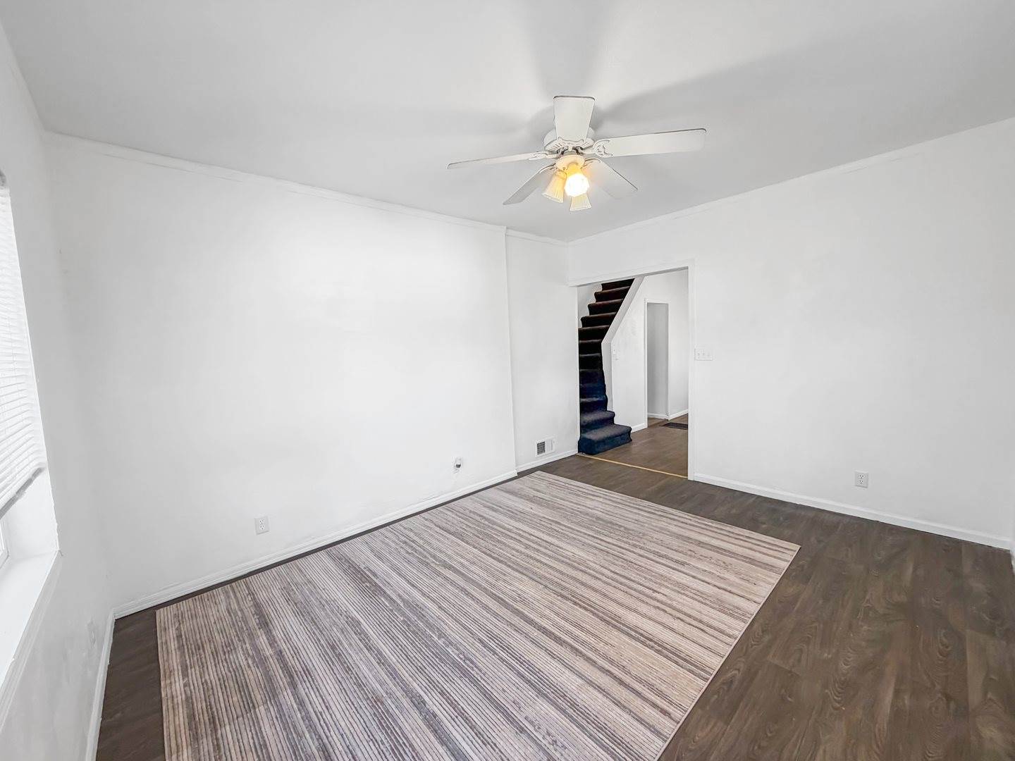 1415 South Walnut Avenue, Freeport, IL 61032