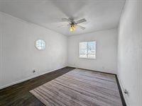 1415 South Walnut Avenue, Freeport, IL 61032