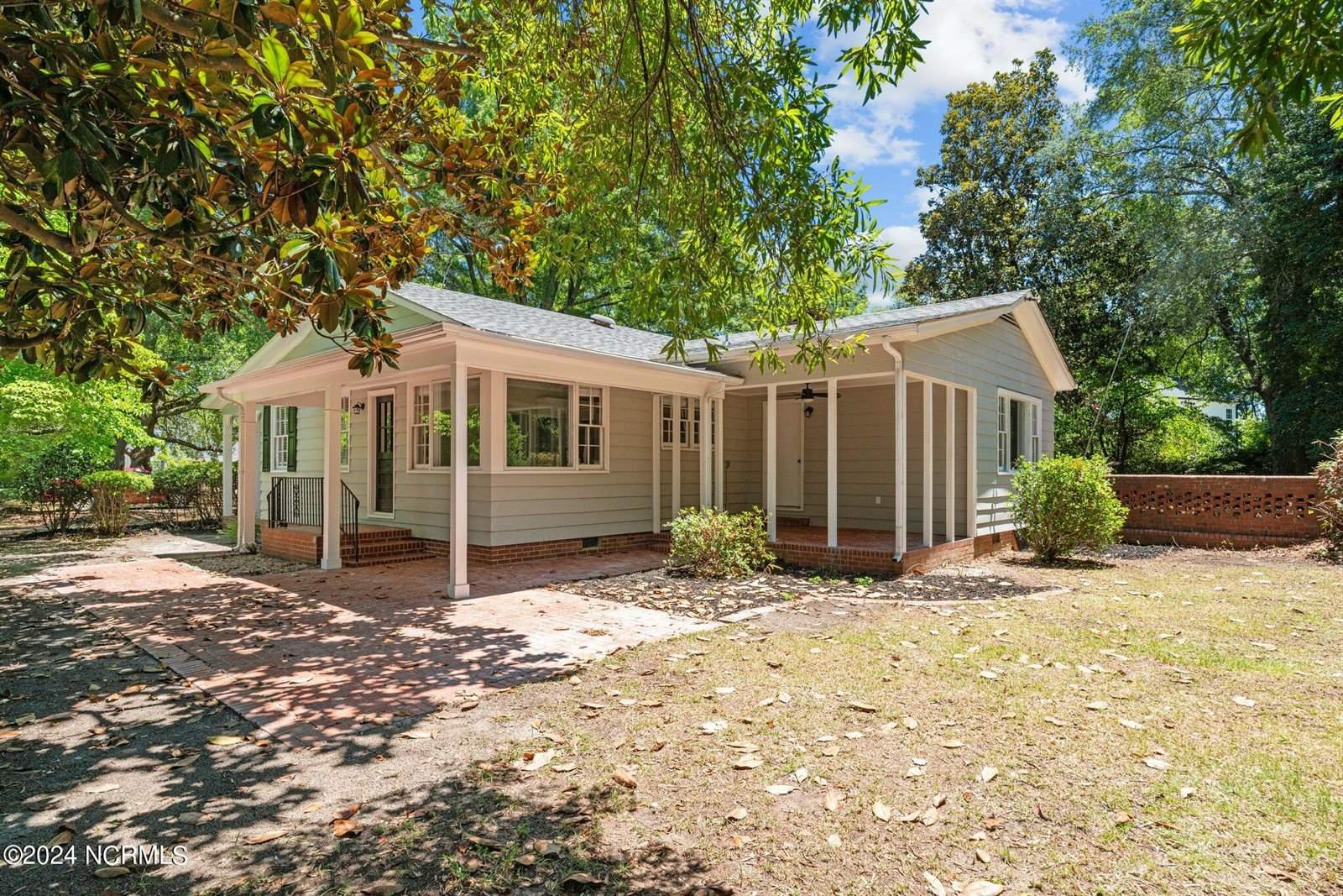 521 South Main Street, Broadway, NC 27505