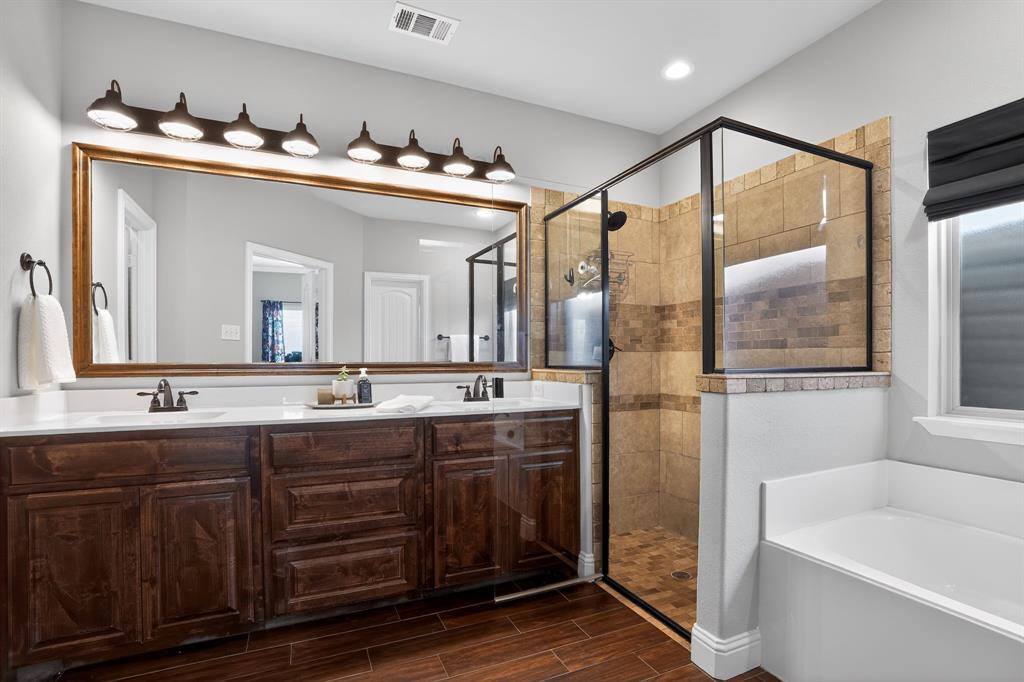 124 Whitetail Drive, Willow Park, TX 76008