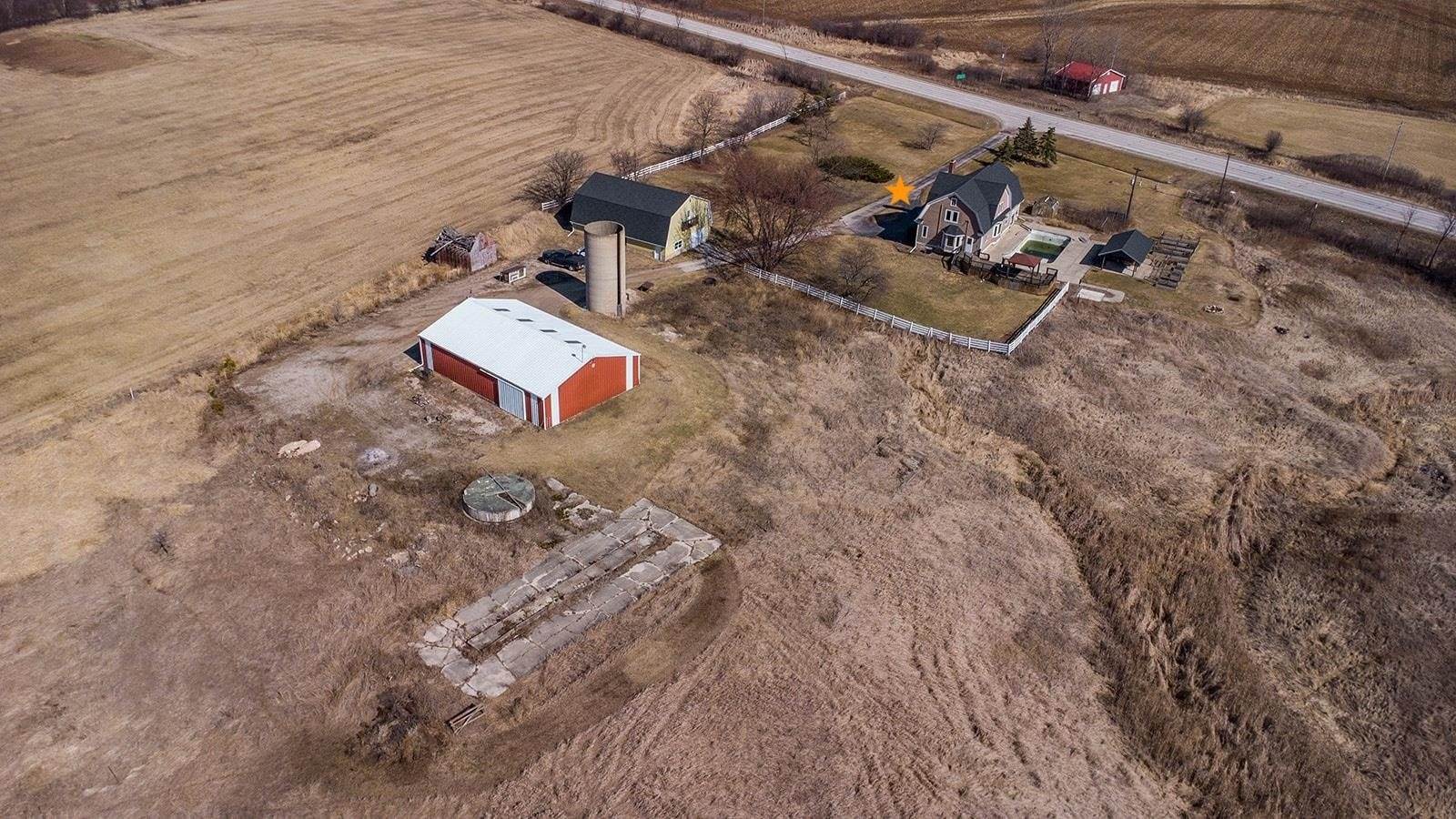 3020 Sth 57, De Pere, WI 54115