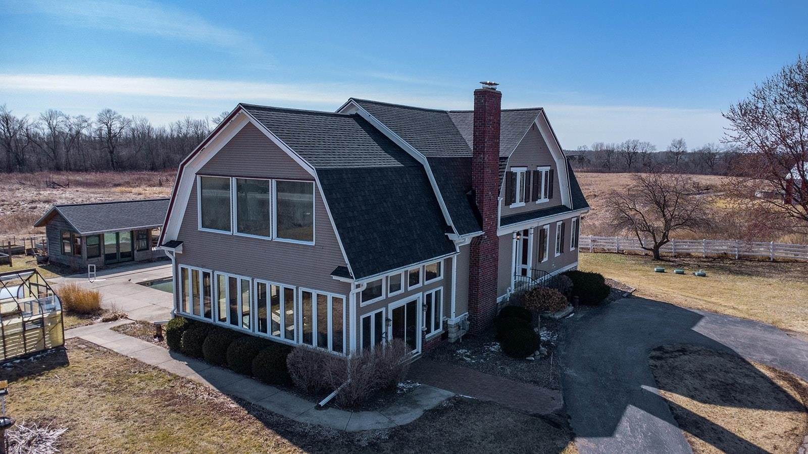 3020 Sth 57, De Pere, WI 54115