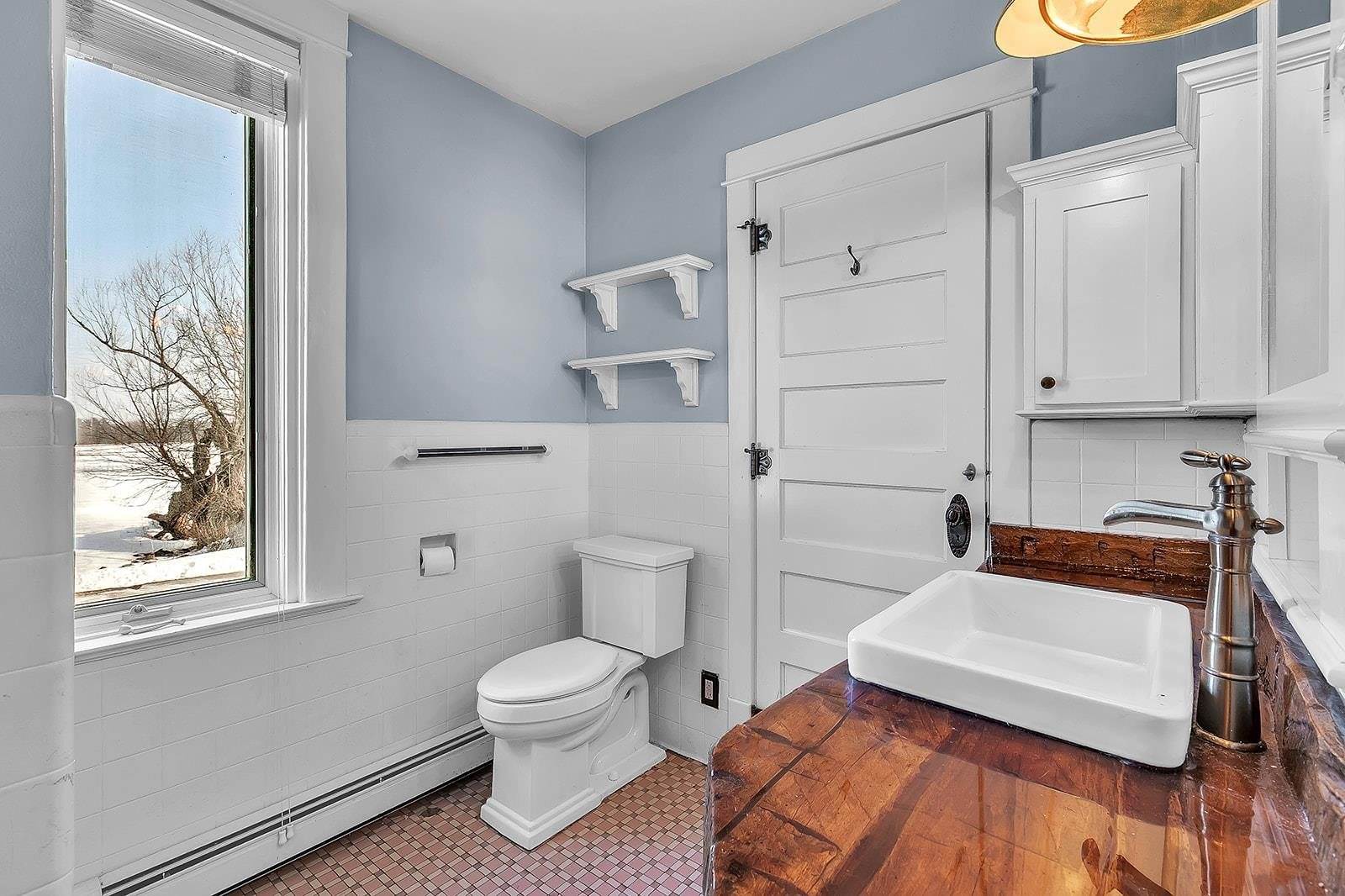 3020 Sth 57, De Pere, WI 54115