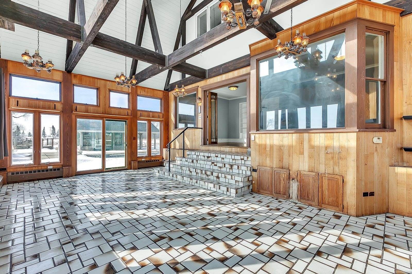 3020 Sth 57, De Pere, WI 54115