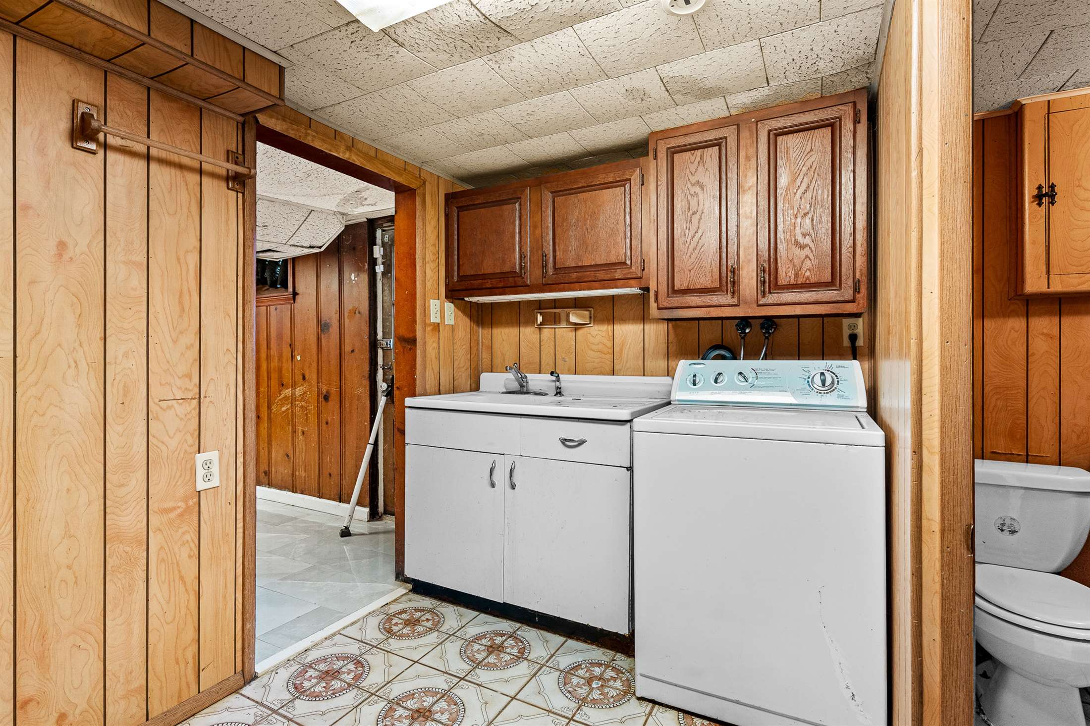 1300 N. Potomac, Baltimore, MD 21213