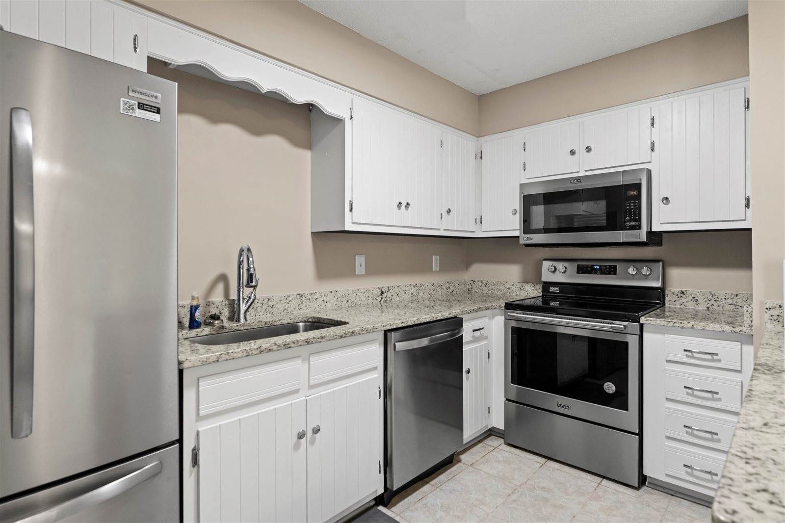 43 Co Rd 628, Hanceville, AL 35077