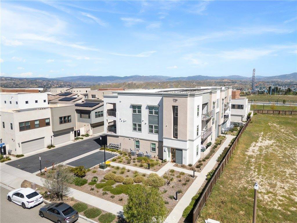 27466 Mercantile Court, #204, Valencia, CA 91381