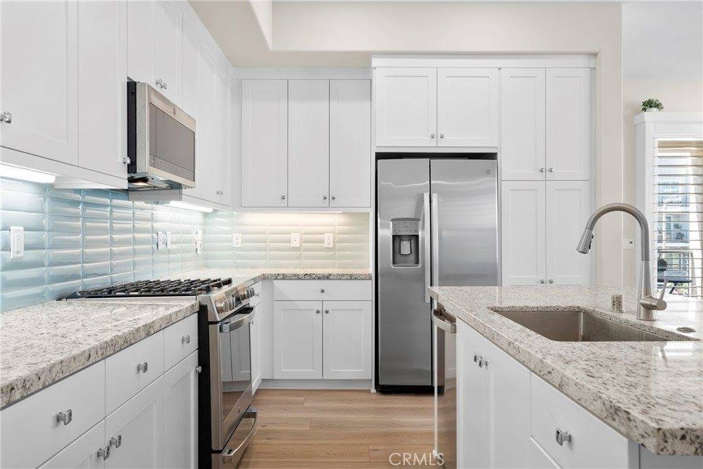 27466 Mercantile Court, #204, Valencia, CA 91381