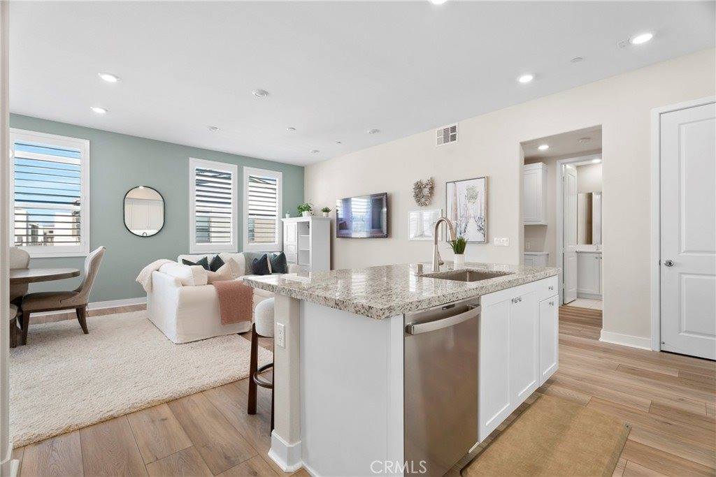 27466 Mercantile Court, #204, Valencia, CA 91381