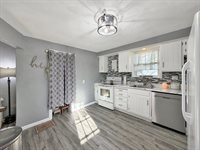 319 North Foley Avenue, Freeport, IL 61032