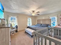 319 North Foley Avenue, Freeport, IL 61032