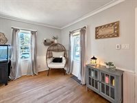 319 North Foley Avenue, Freeport, IL 61032