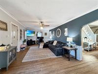 319 North Foley Avenue, Freeport, IL 61032