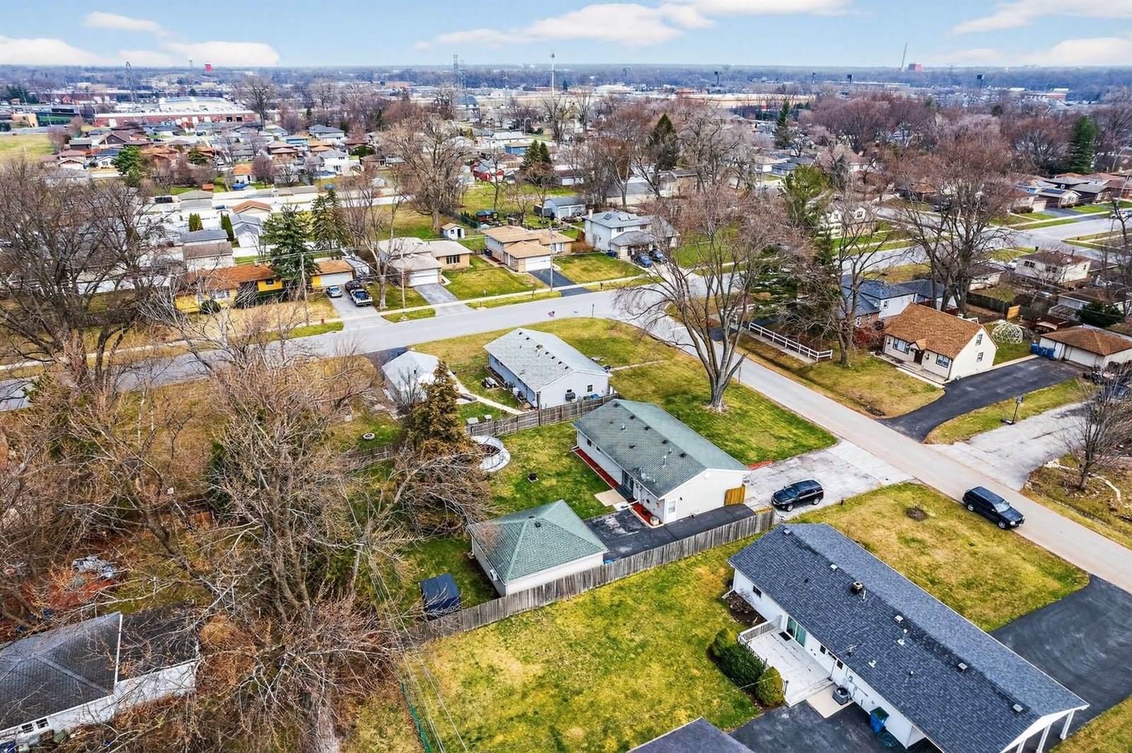 14308 South Kenneth Avenue, Midlothian, IL 60445