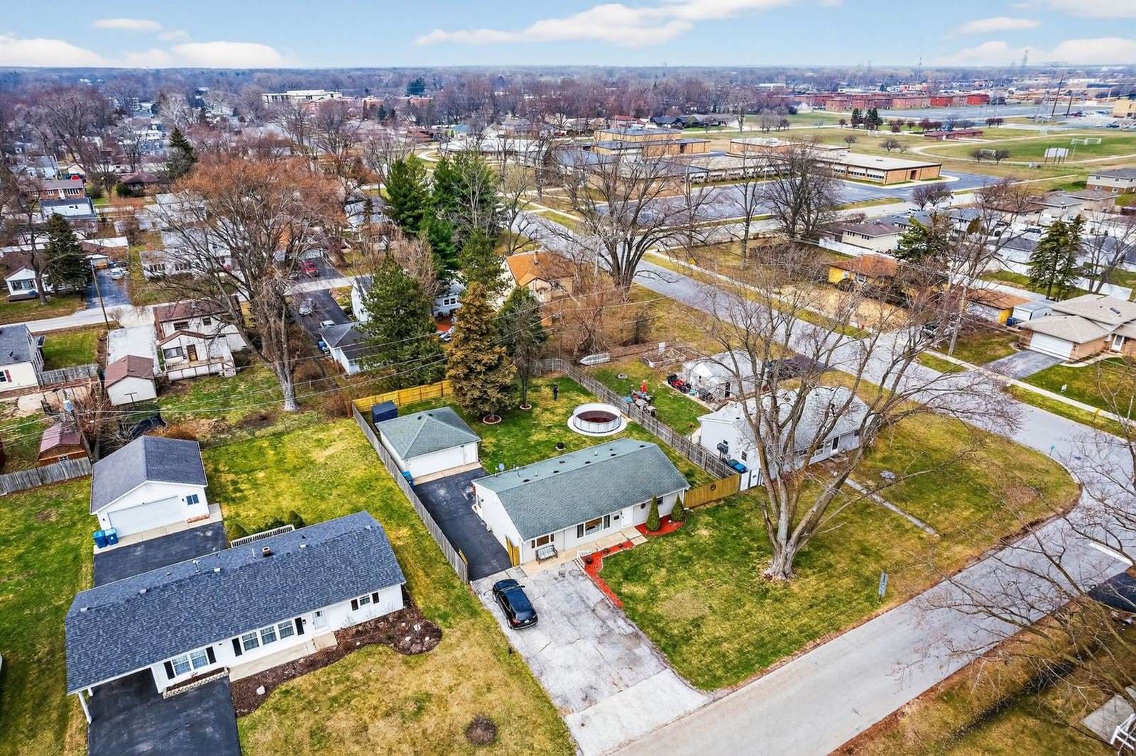 14308 South Kenneth Avenue, Midlothian, IL 60445