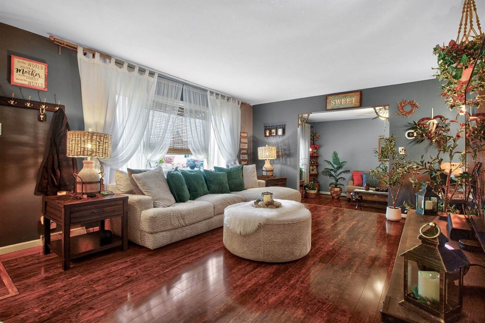 14308 South Kenneth Avenue, Midlothian, IL 60445