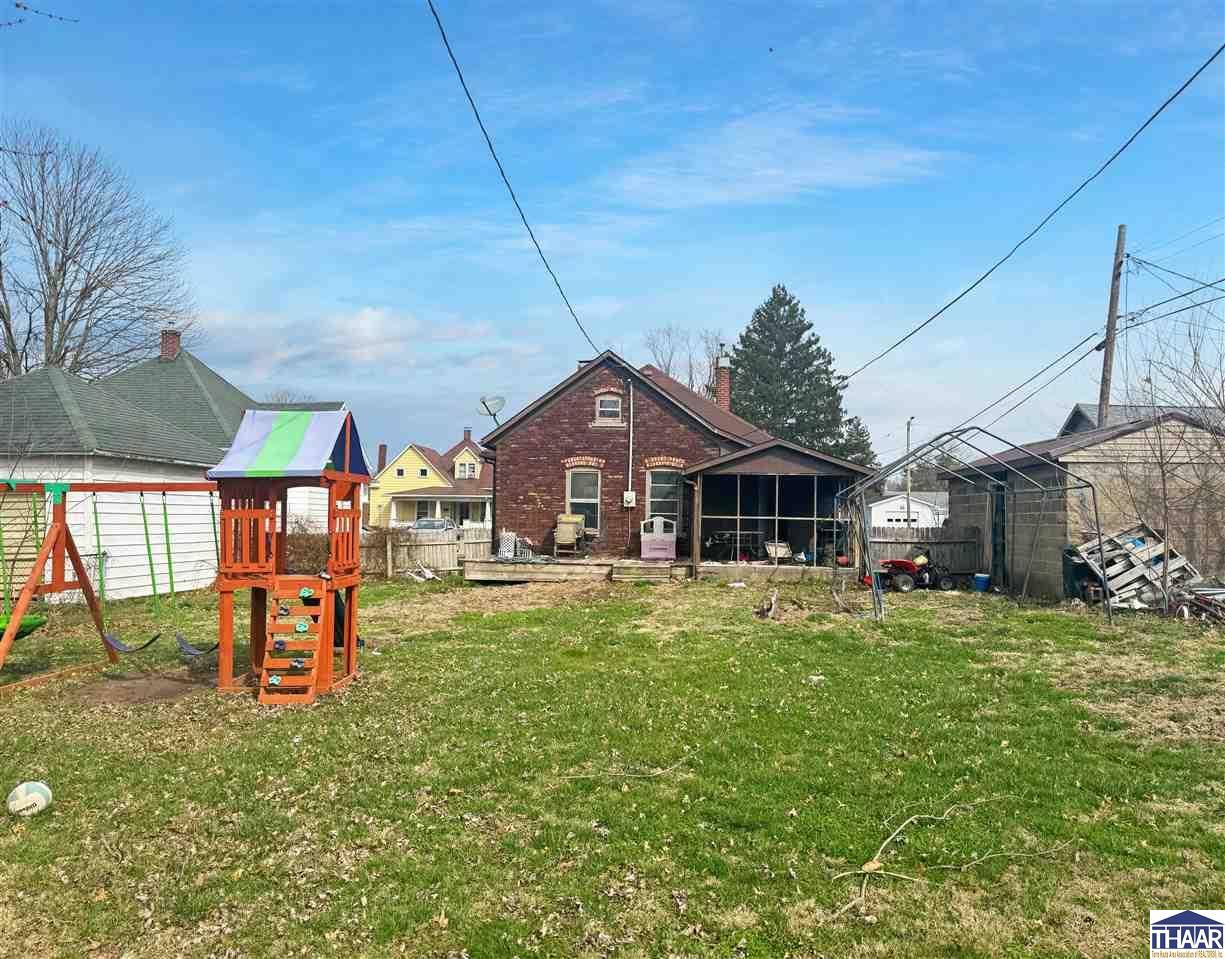728 Elm, Clinton, IN 47842