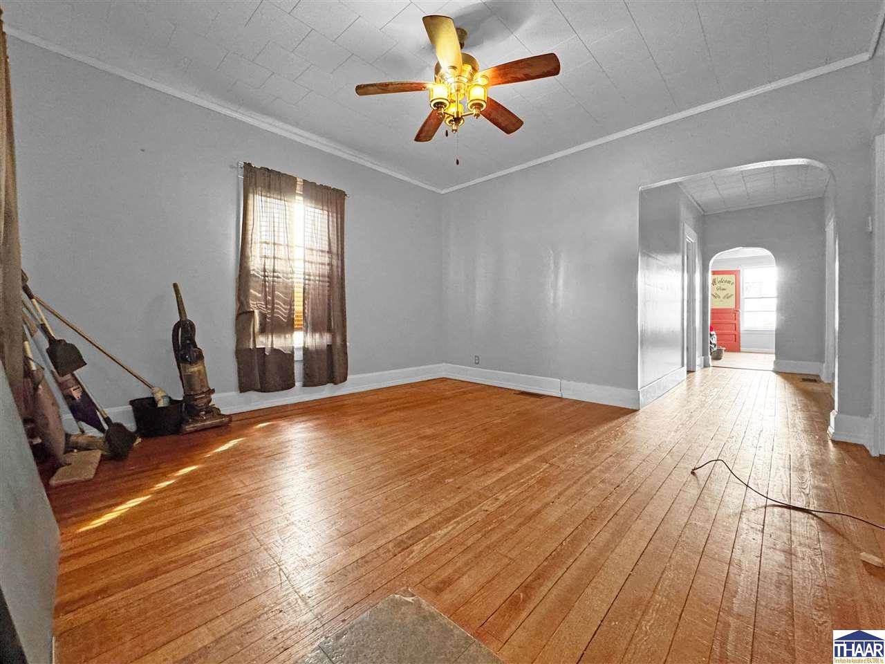 728 Elm, Clinton, IN 47842