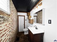728 Elm, Clinton, IN 47842