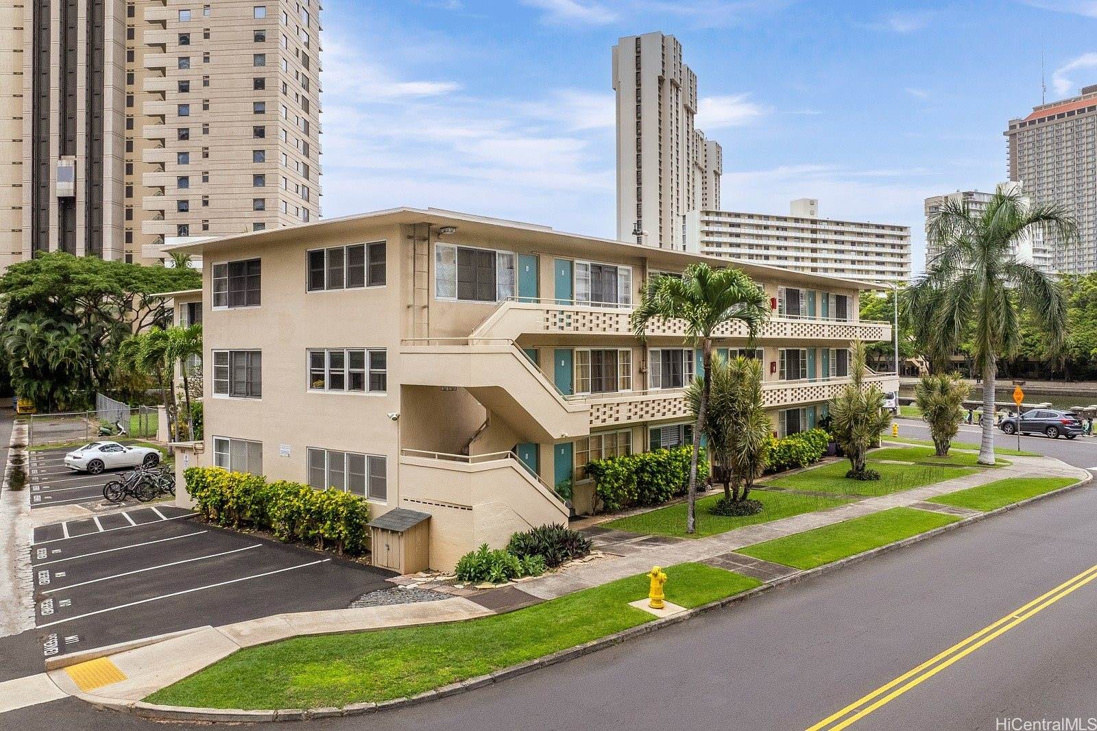 1627 Ala Wai Boulevard, Honolulu, HI 96815