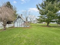 1380 Center Lane Dr, Ashland, OH 44805