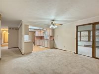 1380 Center Lane Dr, Ashland, OH 44805