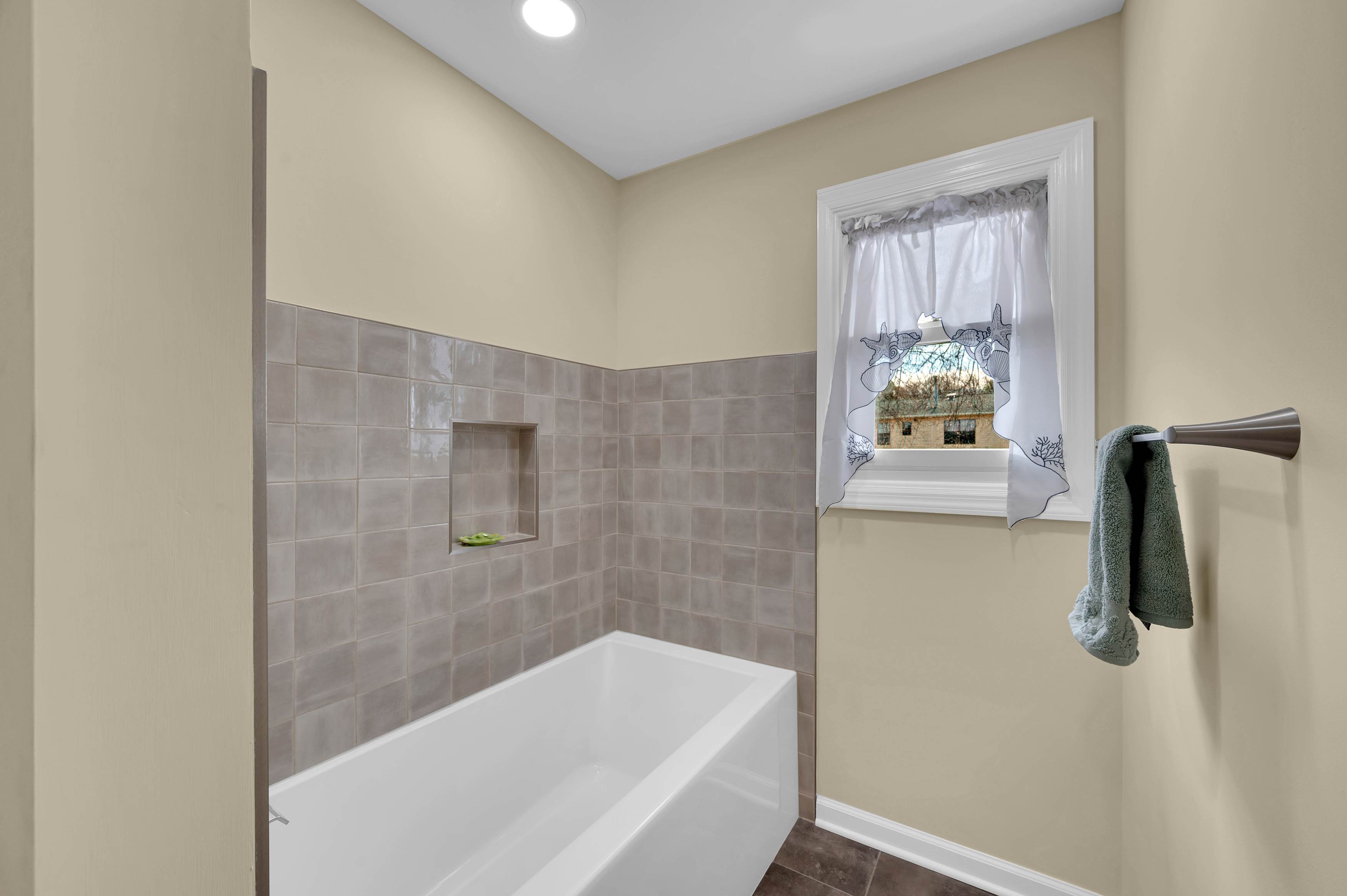 114 Starlight Road, Howell, NJ 07731