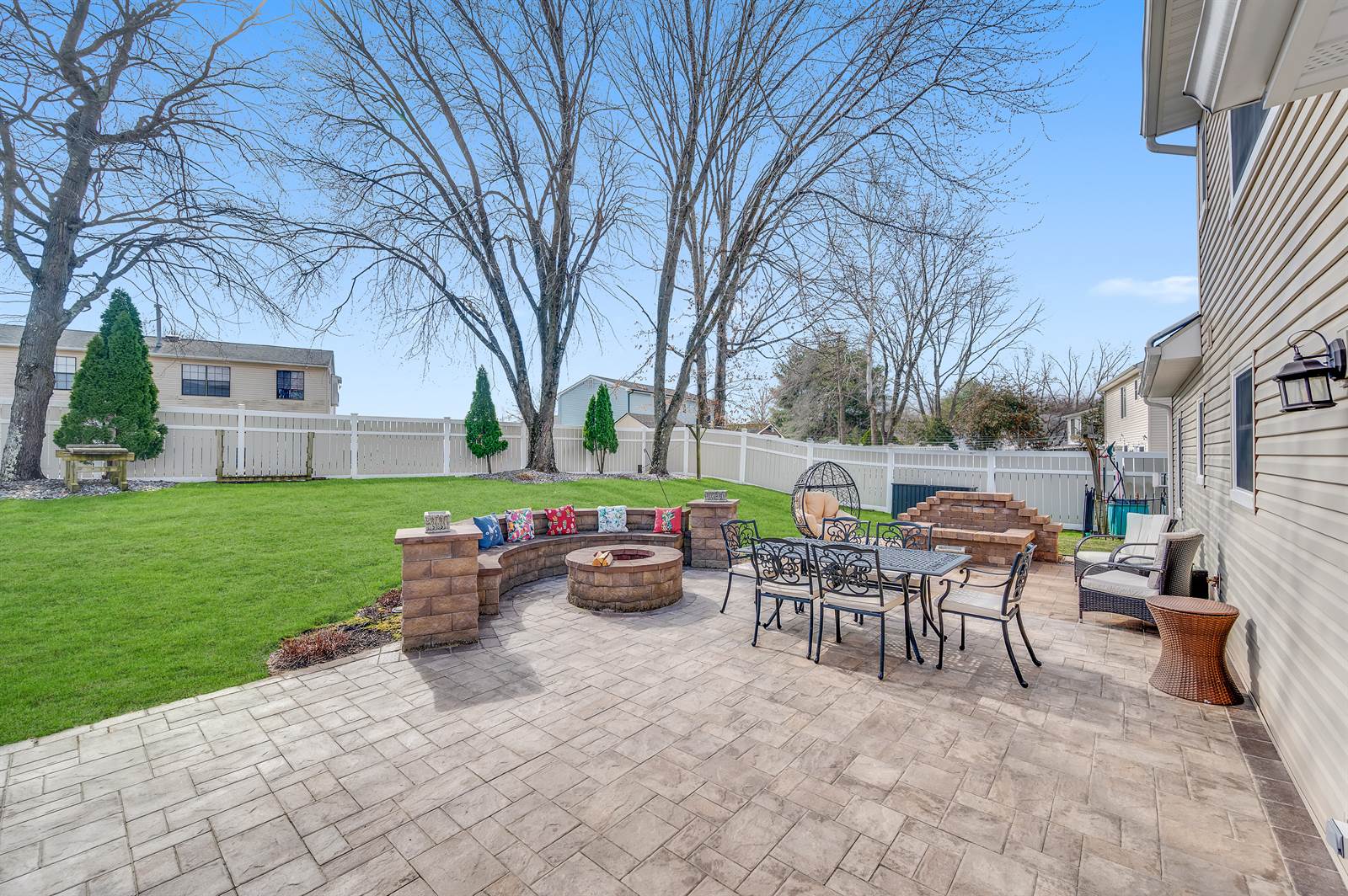 114 Starlight Road, Howell, NJ 07731