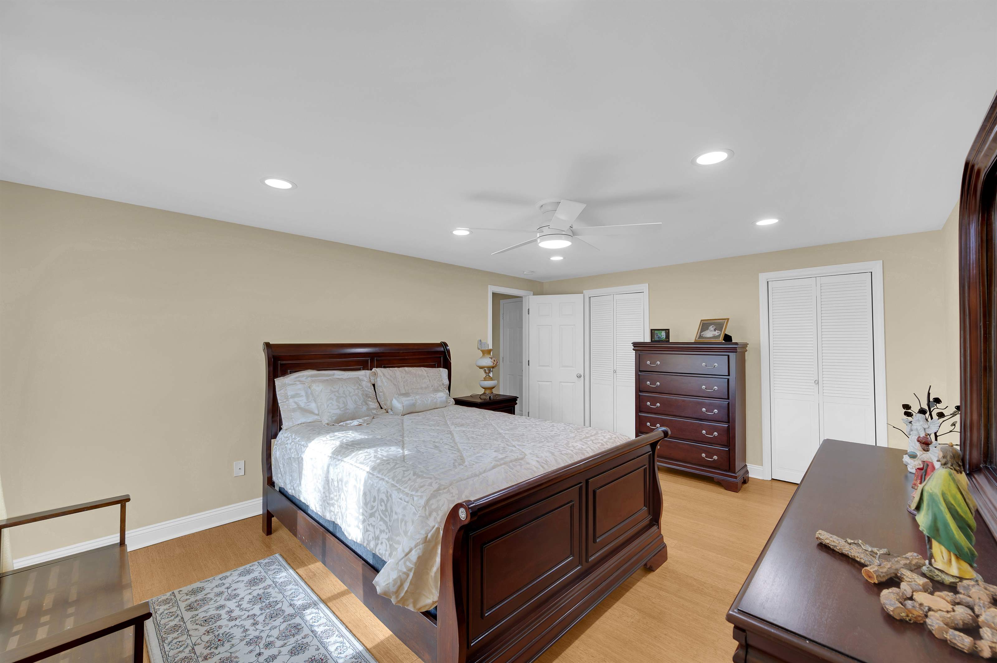 114 Starlight Road, Howell, NJ 07731