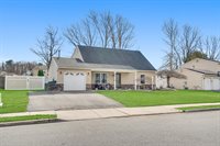 114 Starlight Road, Howell, NJ 07731