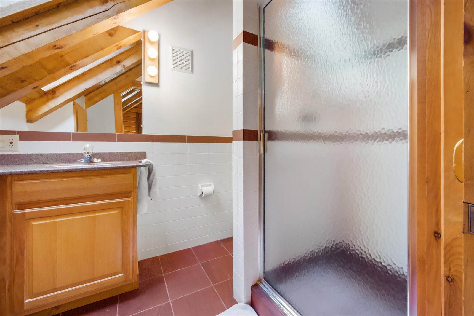 299 Davis Road, Enfield, ME 04493